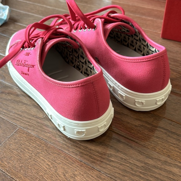 Salvatore Ferragamo Hot Pink ‘Mediterr Eco’ Fabric Sneakers - Picture 4 of 9